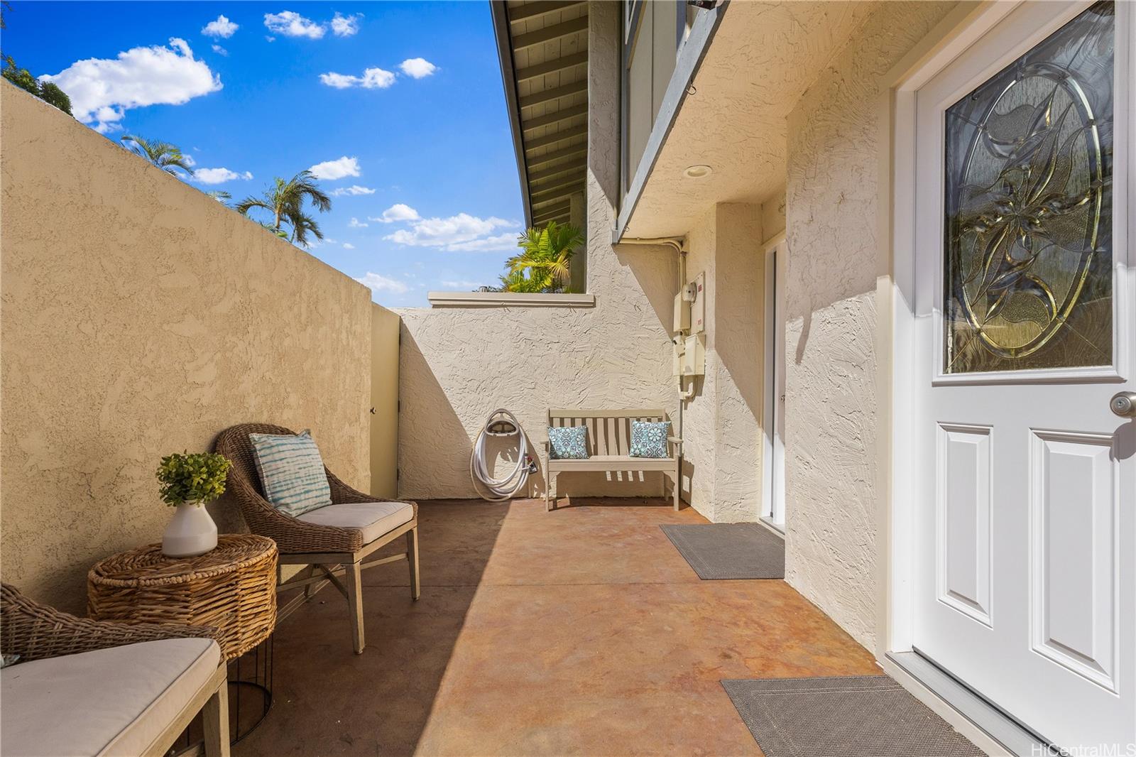 211 Kawaihae Street townhouse # D1, Honolulu, Hawaii - photo 2 of 25