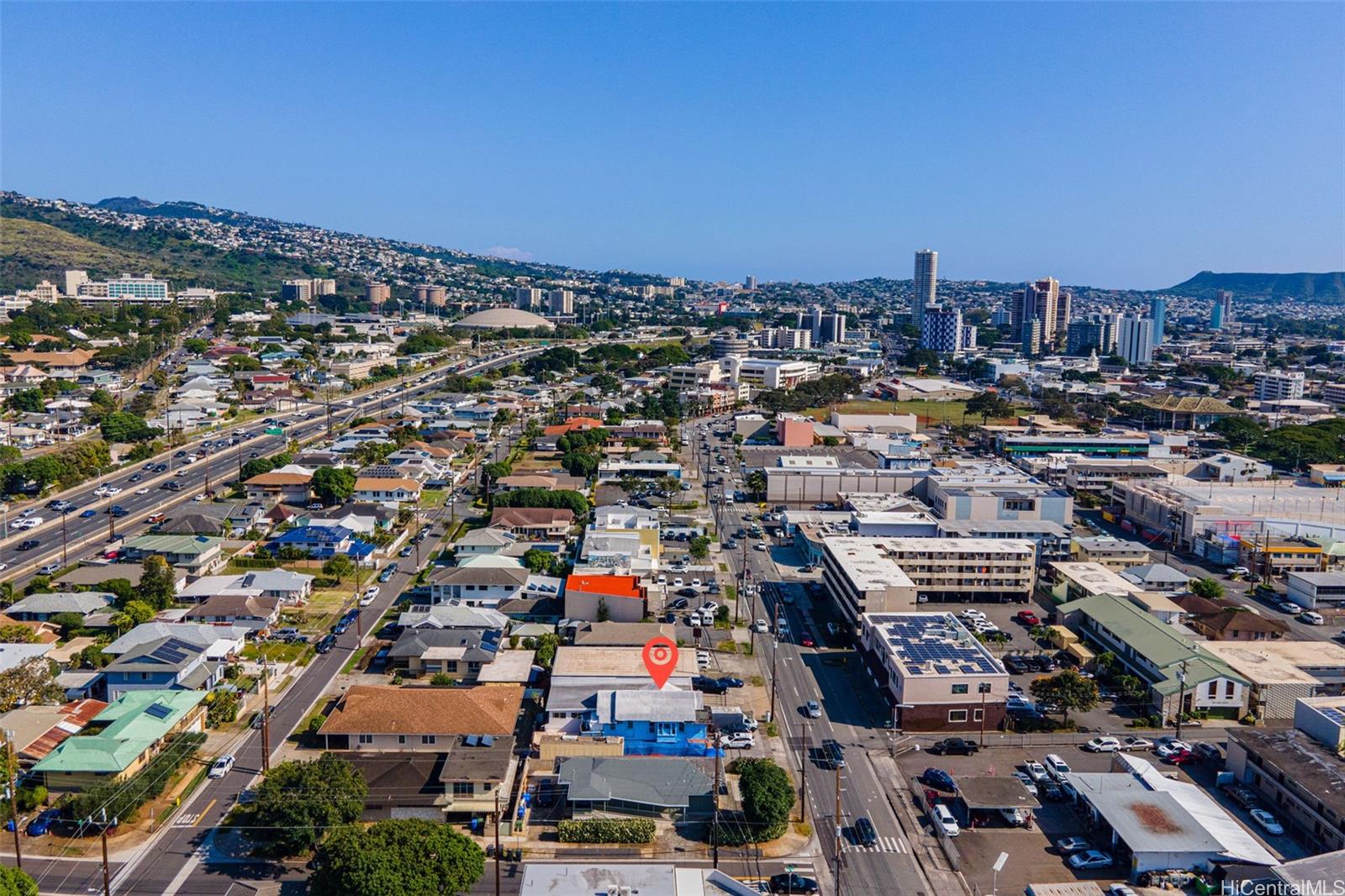 2110  Beretania Street Moiliili, Honolulu home - photo 8 of 11