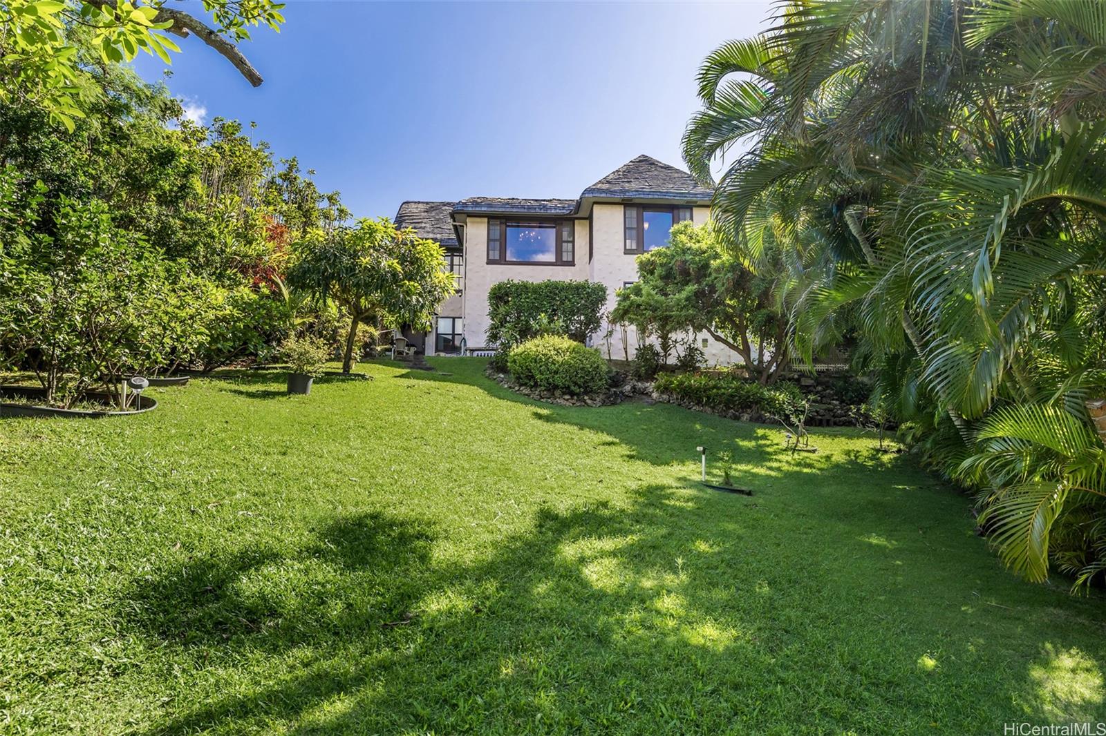 2110  Kakela Place Manoa-lower, Honolulu home - photo 22 of 25