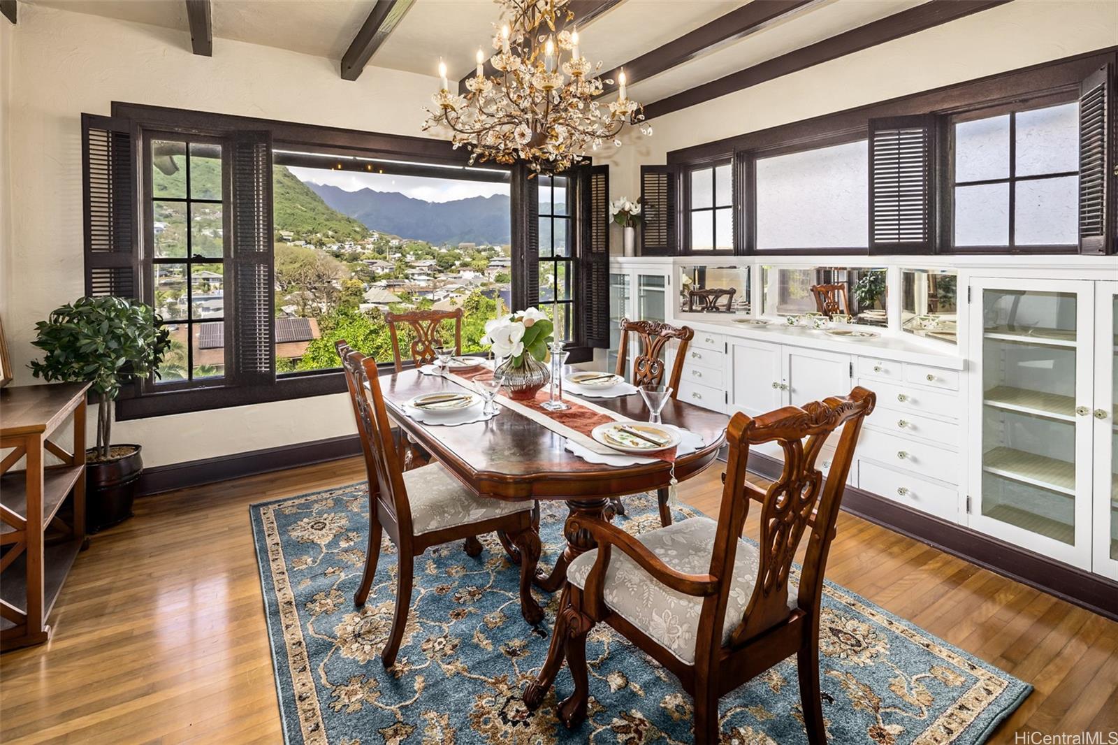 2110  Kakela Place Manoa-lower, Honolulu home - photo 5 of 25