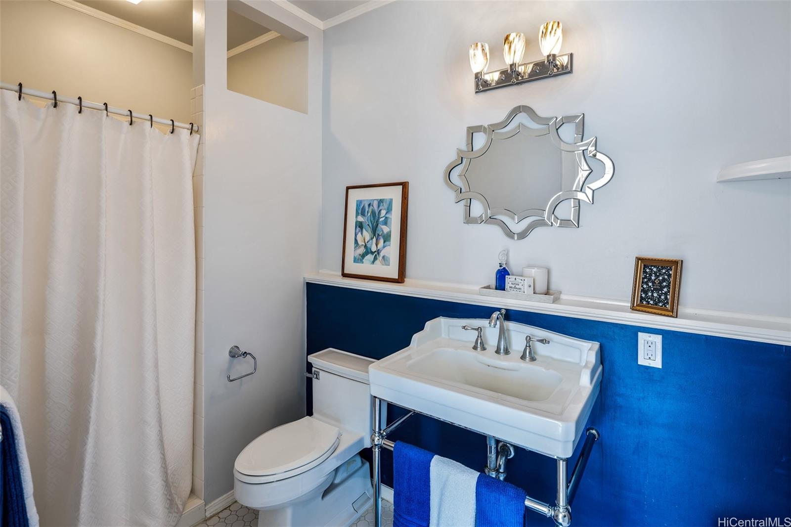 2110  Kakela Place Manoa-lower, Honolulu home - photo 10 of 25