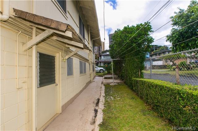 2113 Booth Road Honolulu - Multi-family - photo 3 of 25