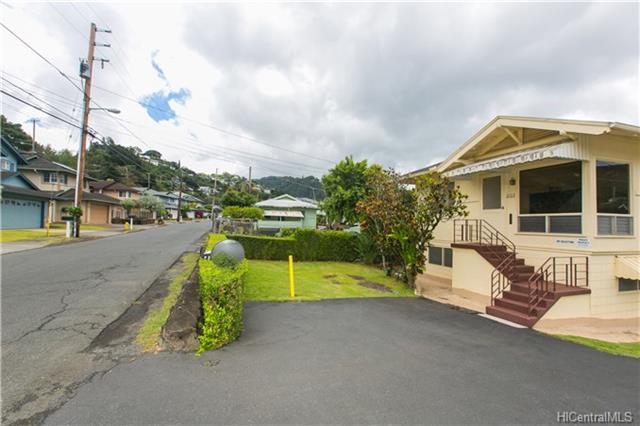 2113 Booth Road Honolulu - Multi-family - photo 6 of 25