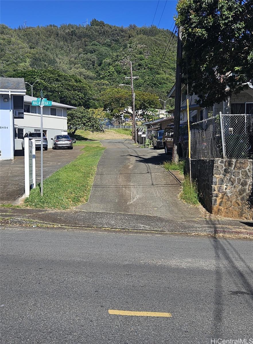 2114  Halina Street Kalihi Valley, Honolulu home - photo 21 of 22