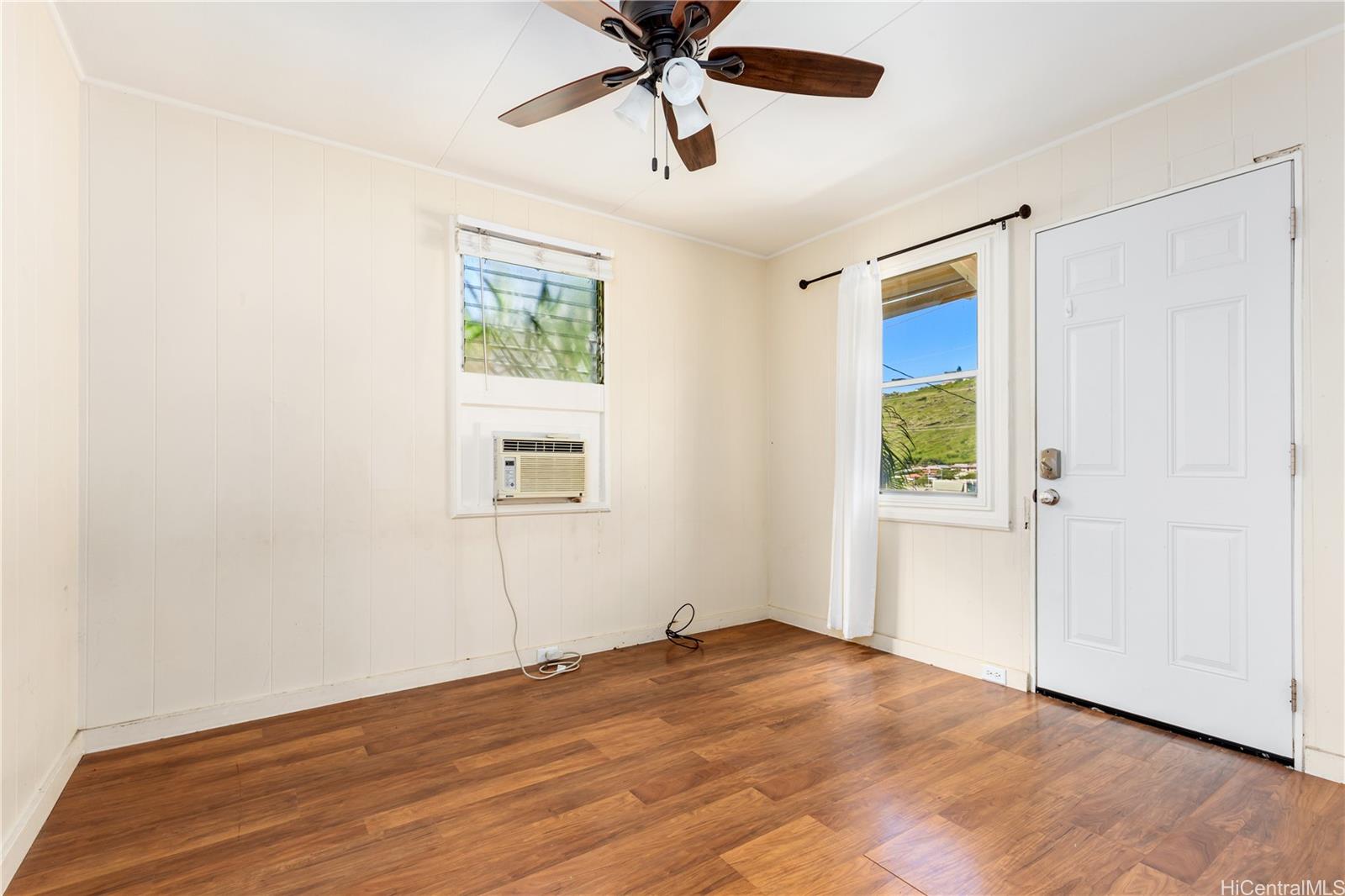 2115  10th Ave Palolo, Diamond Head home - photo 10 of 17