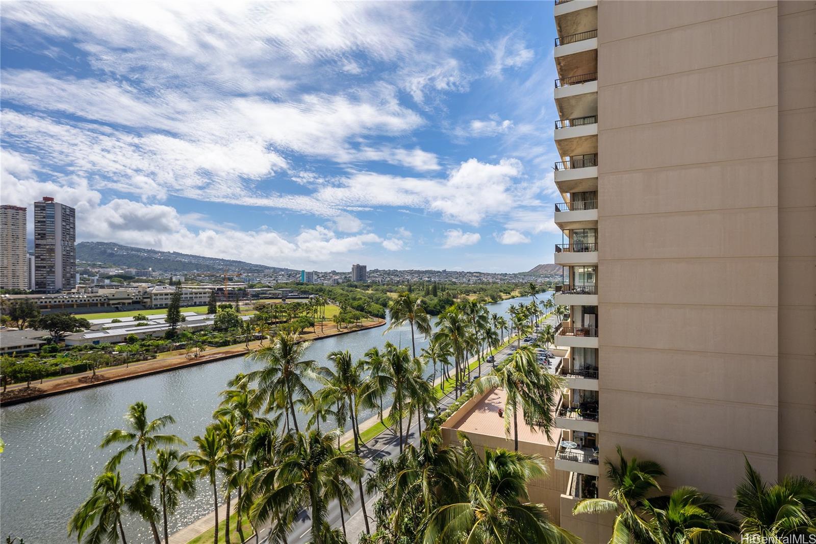 Hale Moani condo # 1003, Honolulu, Hawaii - photo 13 of 20