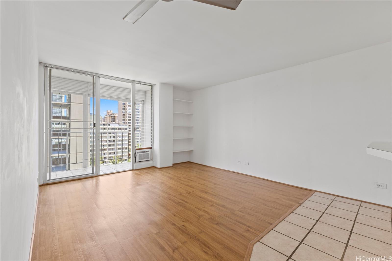 Hale Moani condo # 1102, Honolulu, Hawaii - photo 8 of 20