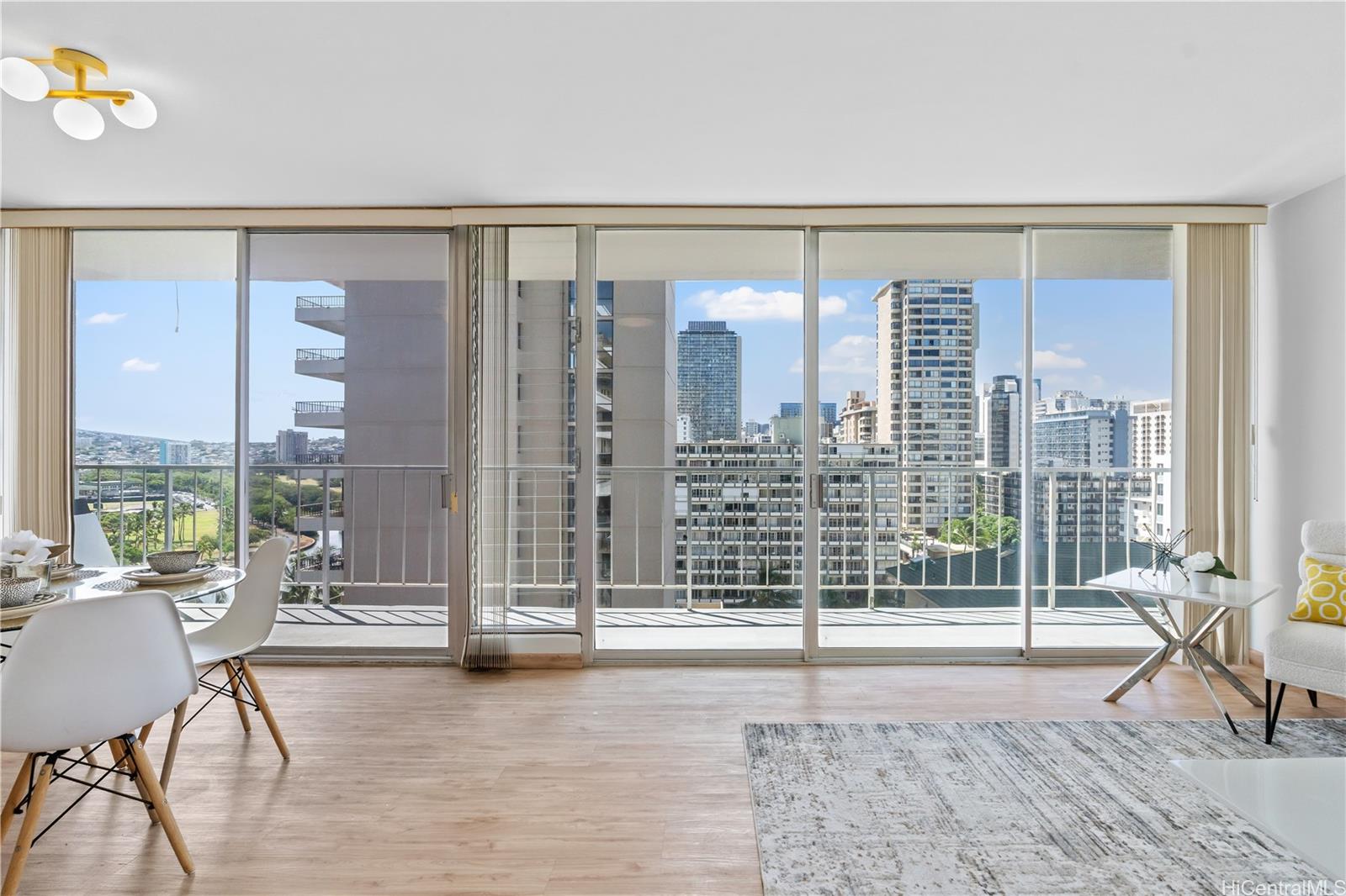 Hale Moani condo # 1201, Honolulu, Hawaii - photo 5 of 16