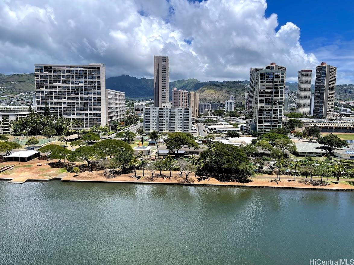 2115 Ala Wai Blvd Honolulu - Rental - photo 6 of 8