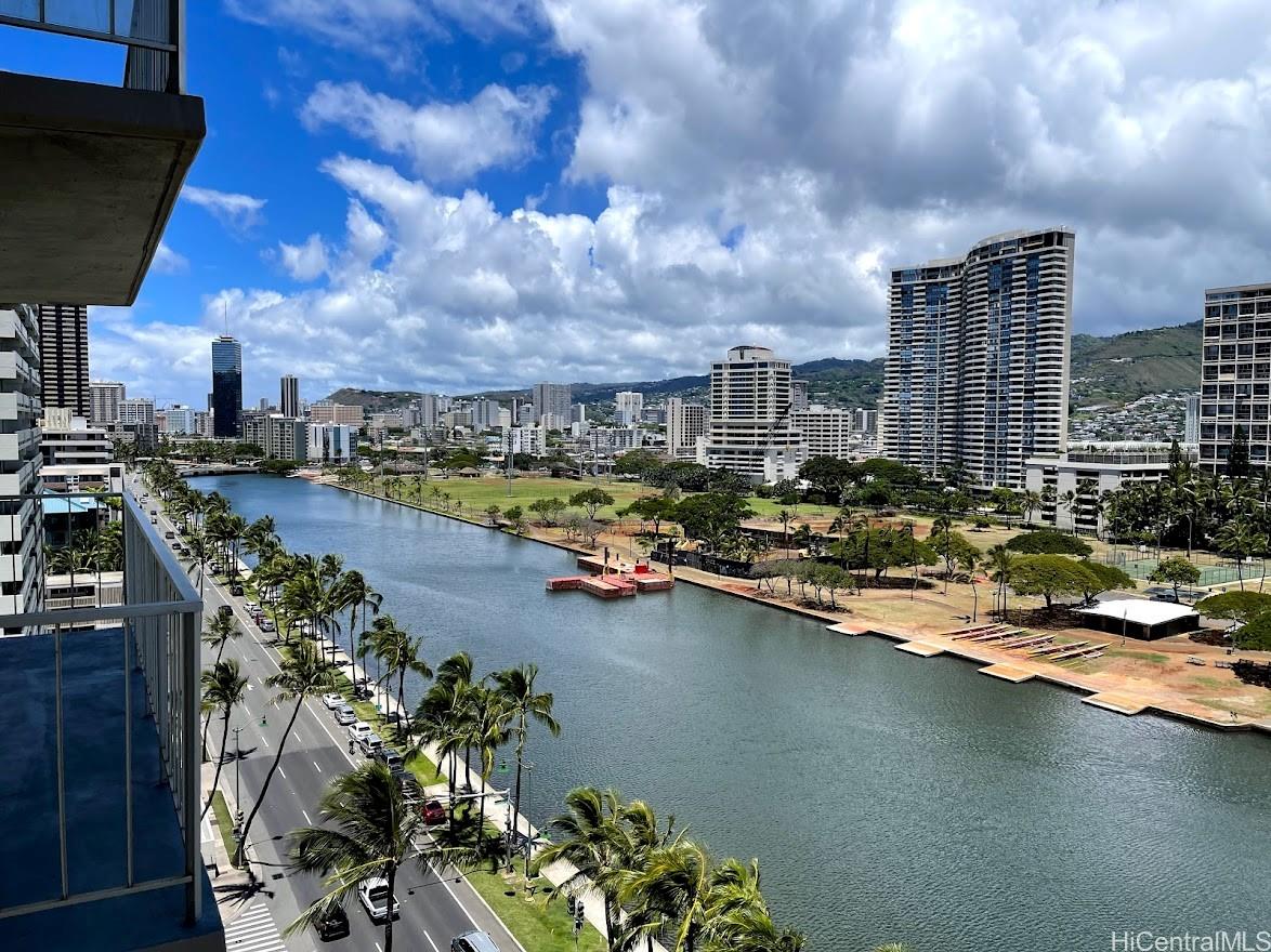 2115 Ala Wai Blvd Honolulu - Rental - photo 7 of 8