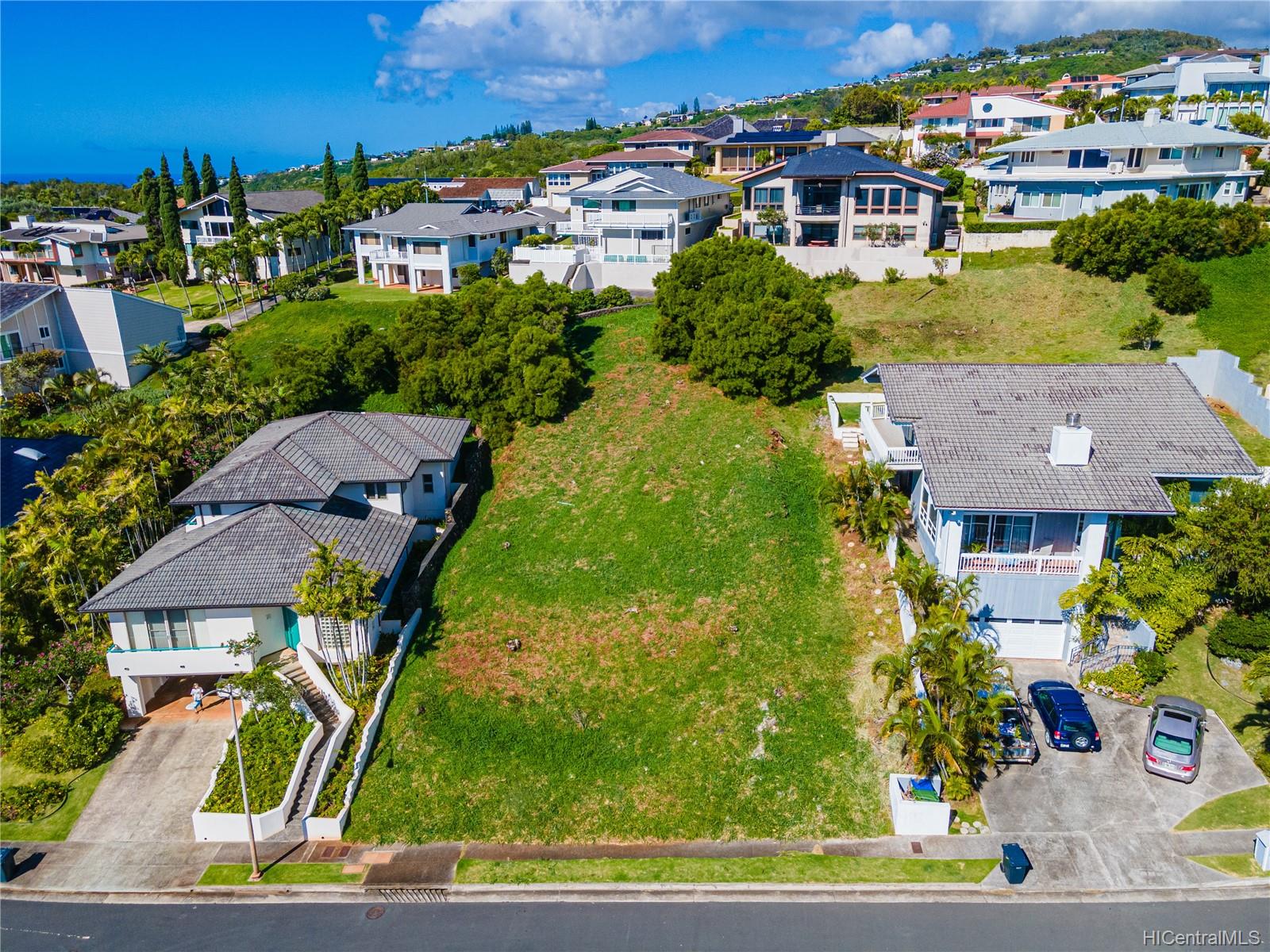 2116 Okoa Street , Honolulu, Hi 96821 Waialae Iki