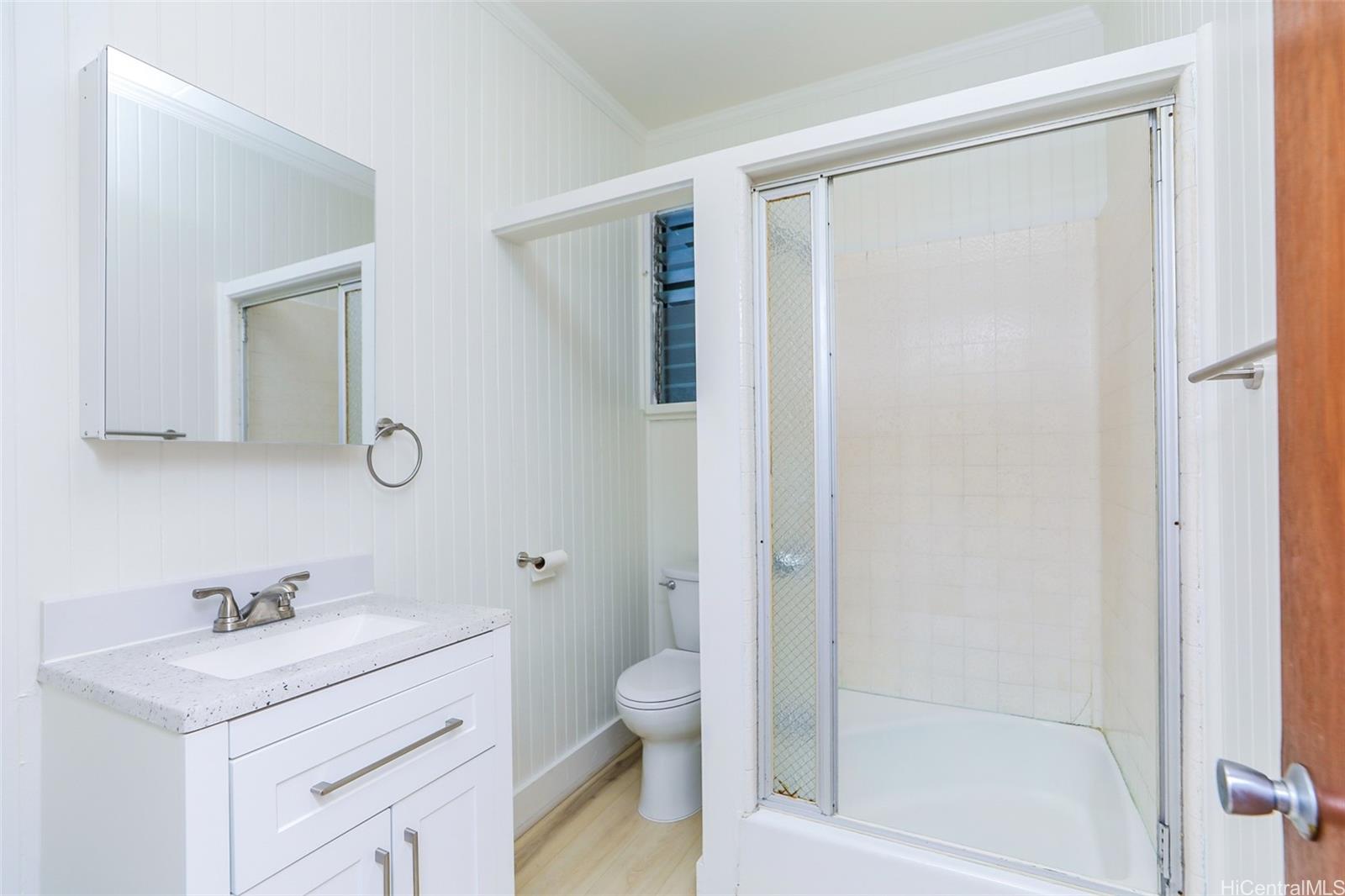 2119  Kalihi Street Kalihi-upper, Honolulu home - photo 13 of 24