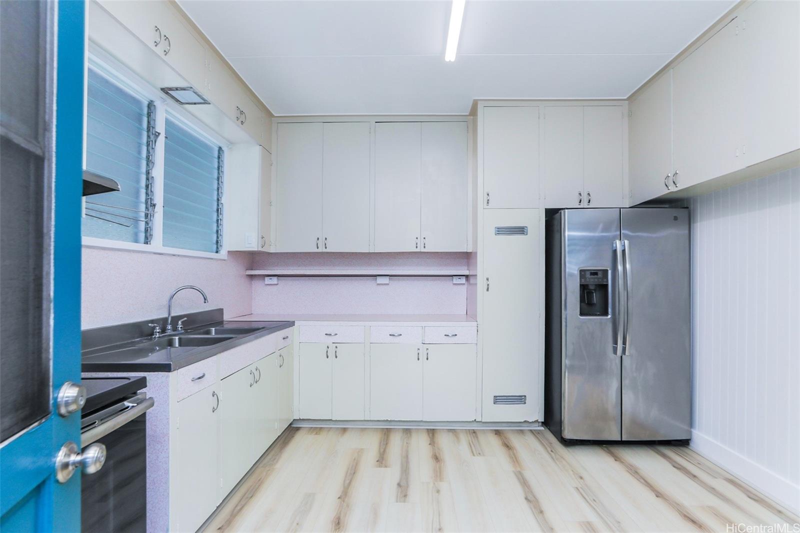 2119  Kalihi Street Kalihi-upper, Honolulu home - photo 10 of 24