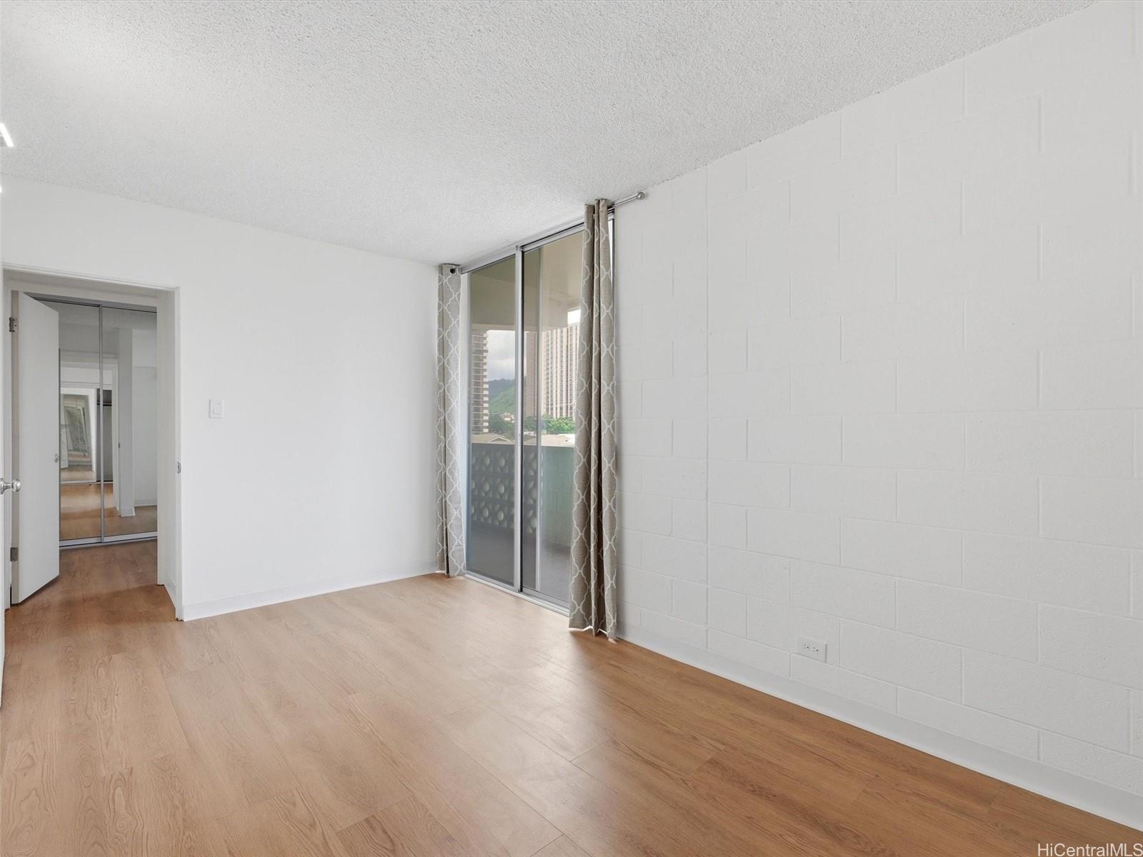 Fern Terrace condo # 302, HONOLULU, Hawaii - photo 13 of 18