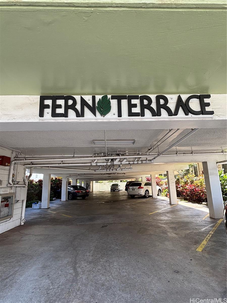 Fern Terrace condo # 303, Honolulu, Hawaii - photo 2 of 15