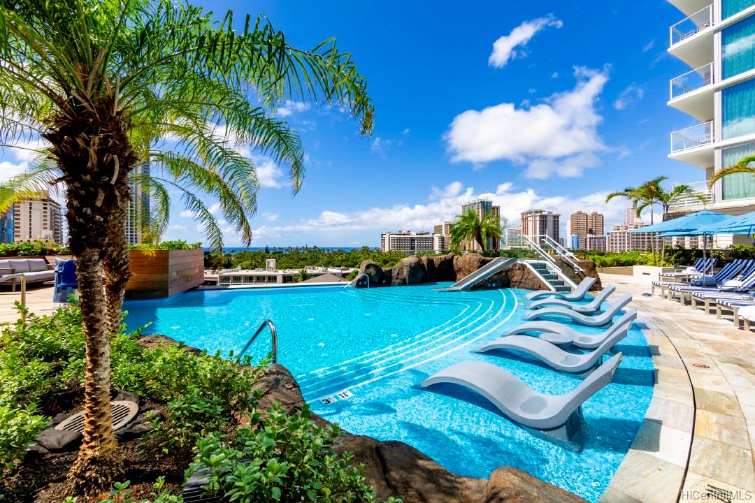 The Ritz-Carlton Residences condo # 1005 (Tower 2), Honolulu, Hawaii - photo 20 of 25