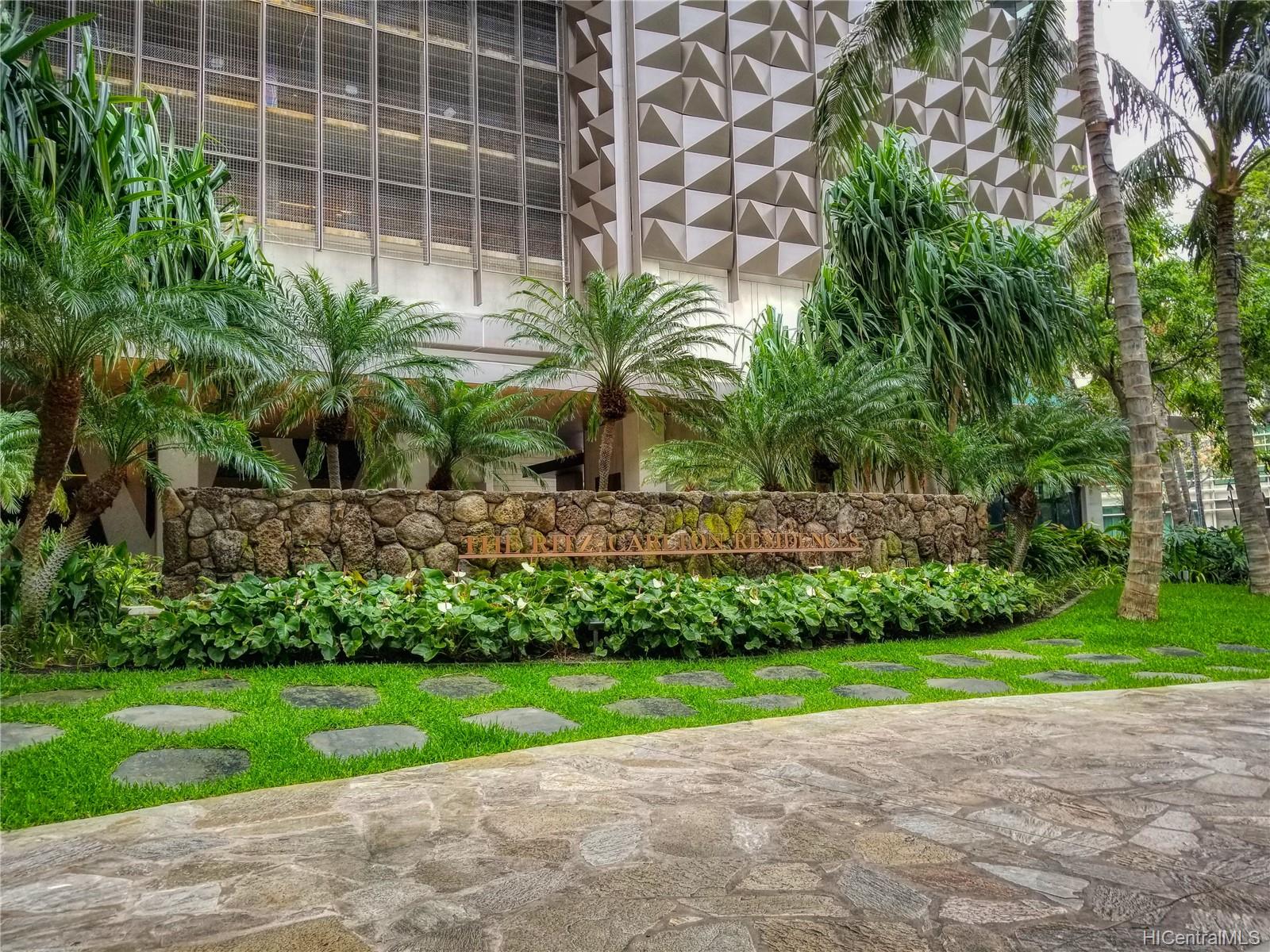 The Ritz-Carlton Residences condo # 1012, Honolulu, Hawaii - photo 16 of 16