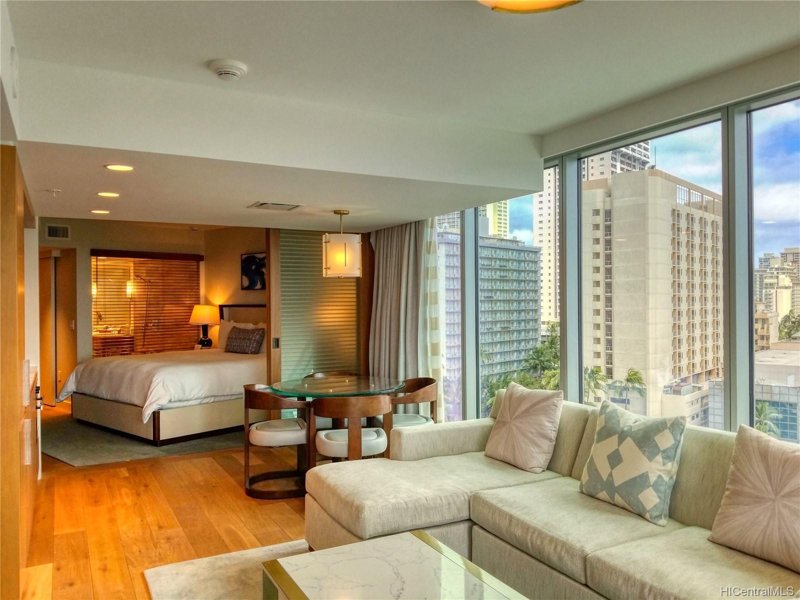 The Ritz-Carlton Residences condo # 1012, Honolulu, Hawaii - photo 3 of 16