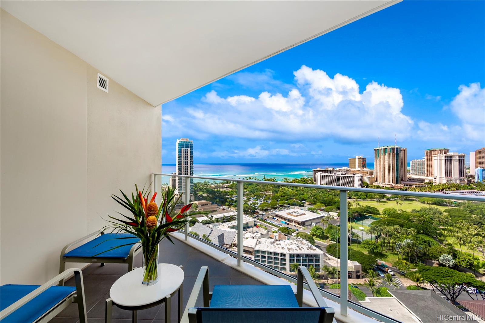 The Ritz-Carlton Residences condo # 2607, Honolulu, Hawaii - photo 13 of 20