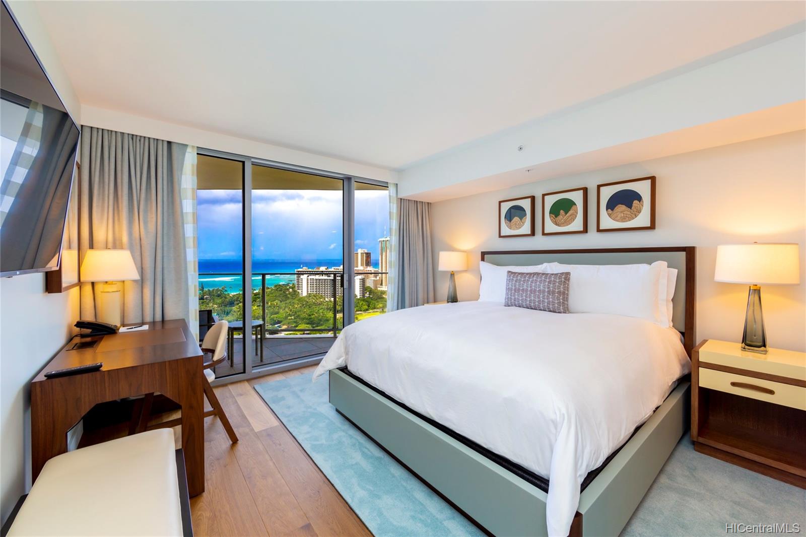The Ritz-Carlton Residences condo # 2607, Honolulu, Hawaii - photo 3 of 20