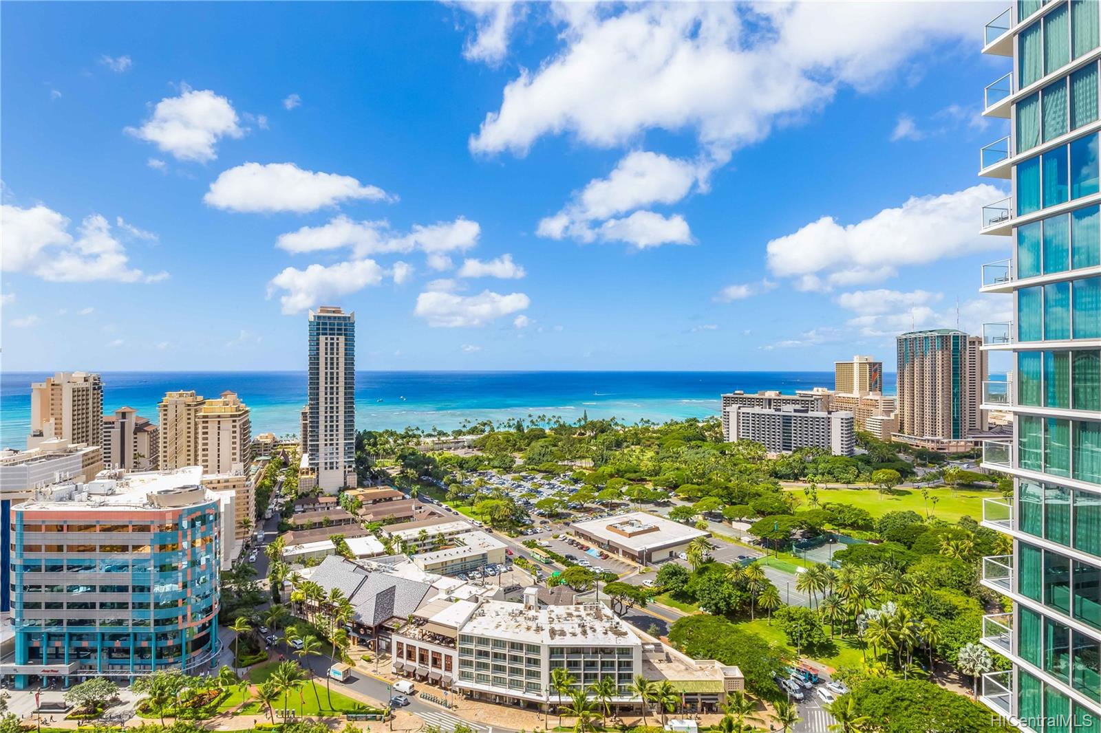 The Ritz-Carlton Residences condo # D2801, Honolulu, Hawaii - photo 13 of 15