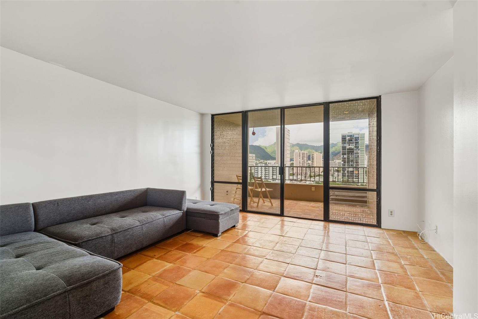 2121 Ala Wai condo # 1205, Honolulu, Hawaii - photo 2 of 20