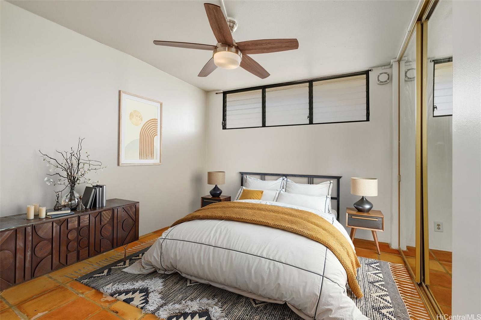 2121 Ala Wai condo # 1205, Honolulu, Hawaii - photo 6 of 20