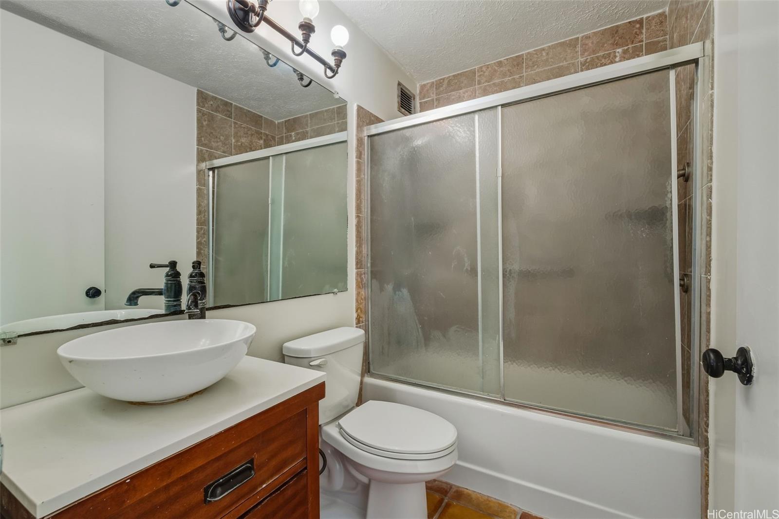 2121 Ala Wai condo # 1205, Honolulu, Hawaii - photo 9 of 20