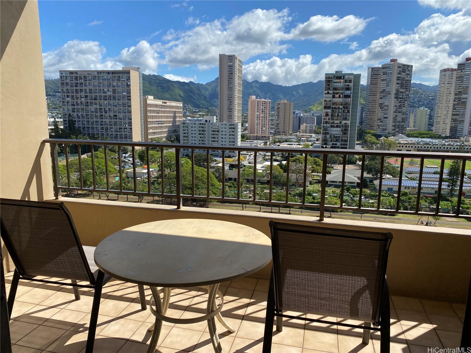 2121 Ala Wai Blvd Honolulu - Rental - photo 2 of 20