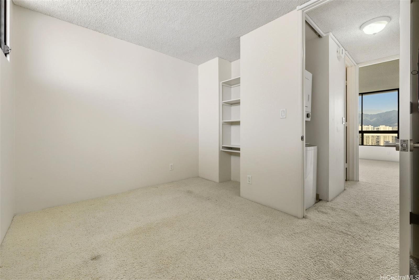 2121 Ala Wai condo # 1802, Honolulu, Hawaii - photo 20 of 25