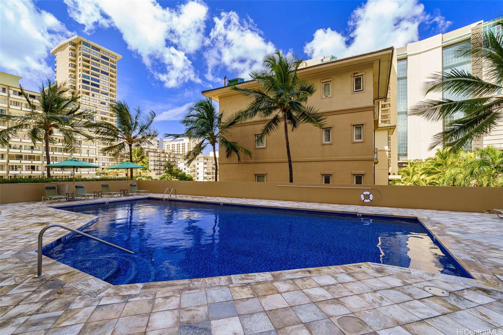 2121 Ala Wai condo # 1902, Honolulu, Hawaii - photo 19 of 25