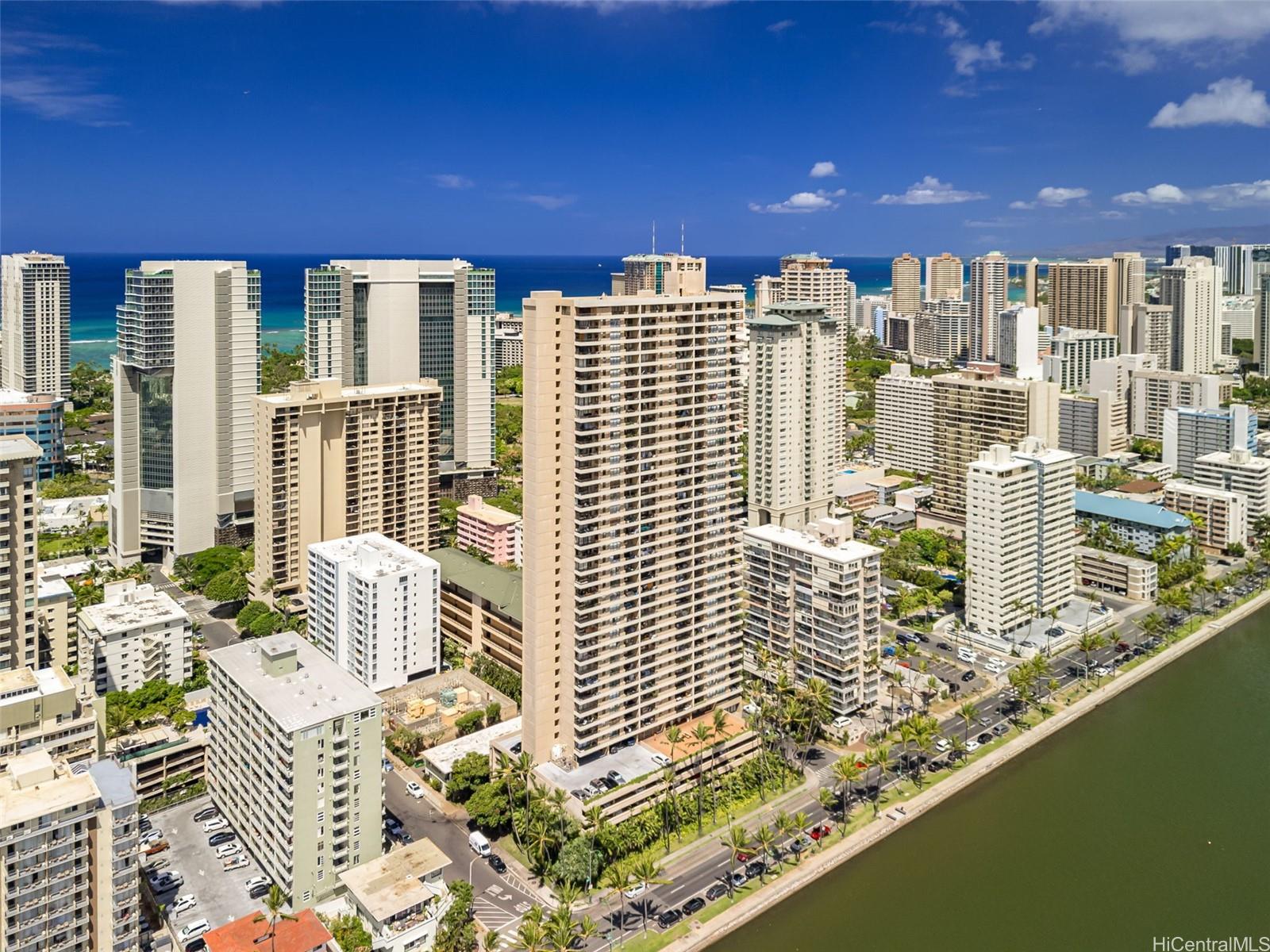 2121 Ala Wai condo # 1902, Honolulu, Hawaii - photo 23 of 25