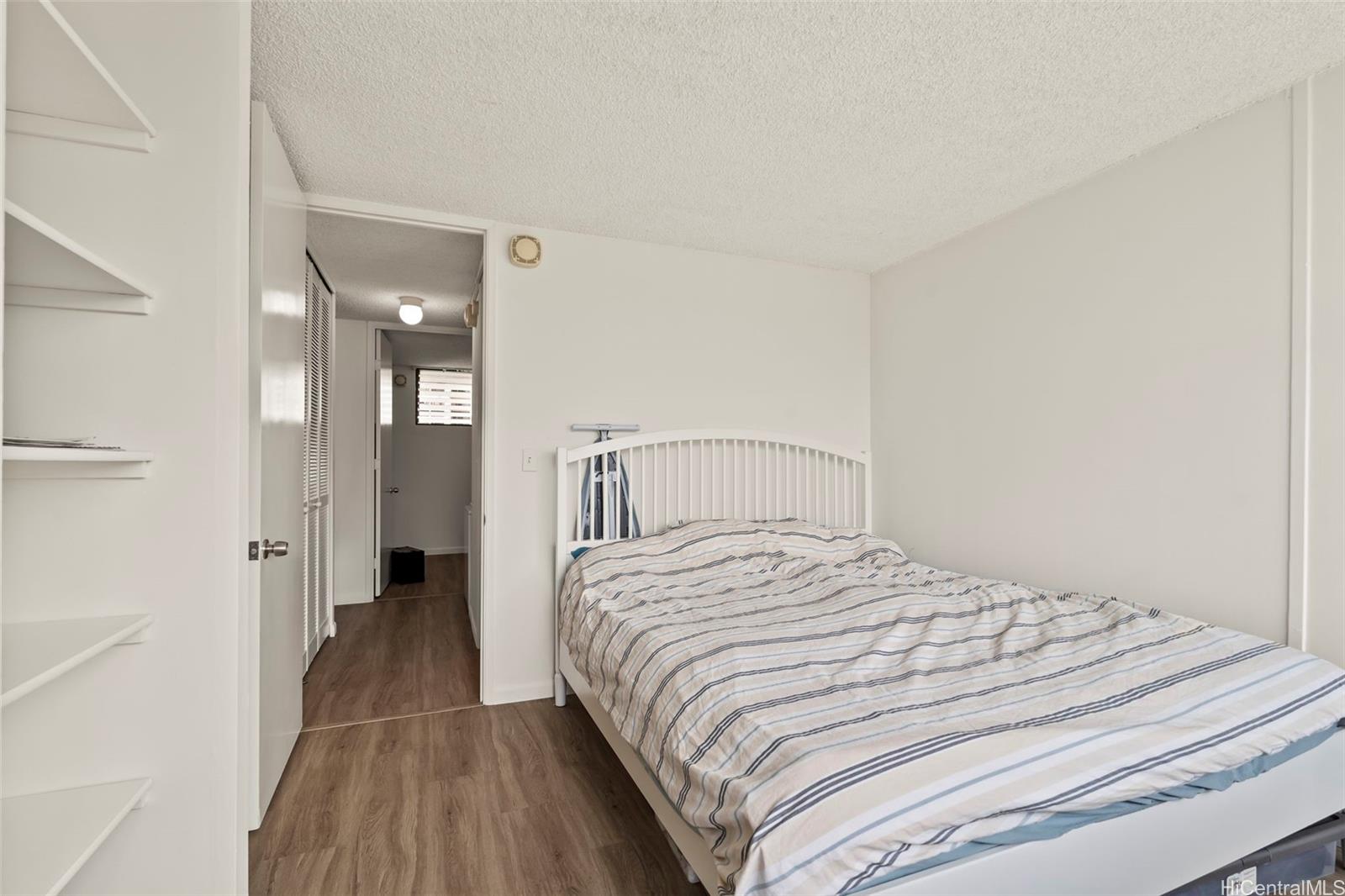 2121 Ala Wai condo # 1902, Honolulu, Hawaii - photo 8 of 25