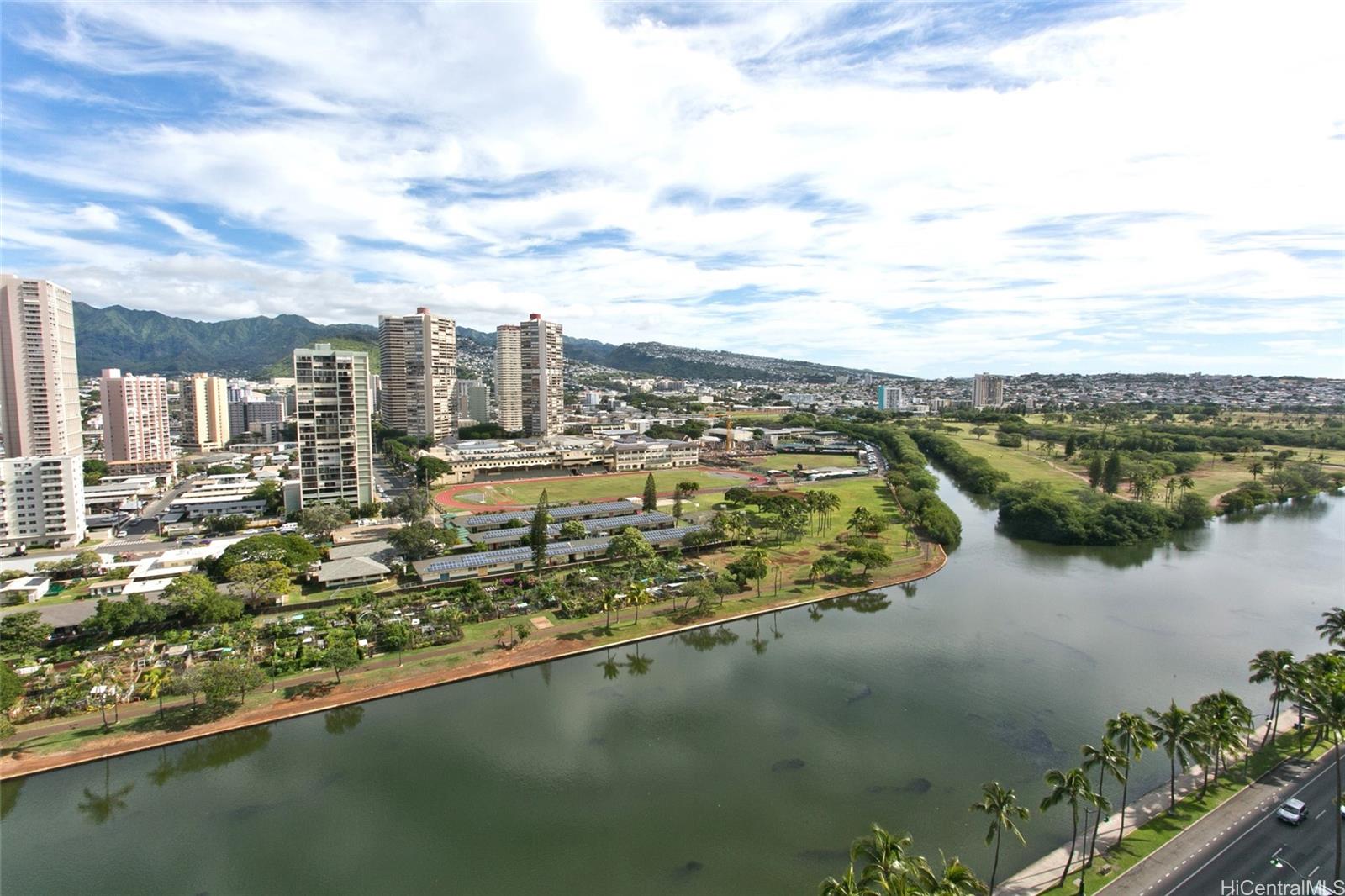 2121 Ala Wai condo # 2205, Honolulu, Hawaii - photo 16 of 19