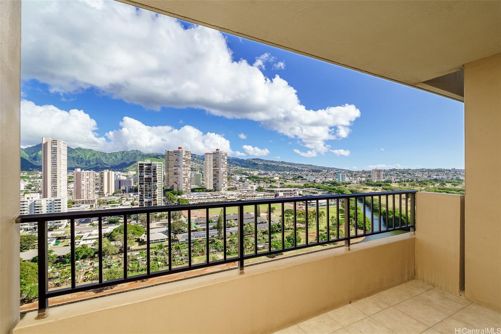 2121 Ala Wai condo # 2205, Honolulu, Hawaii - photo 14 of 24