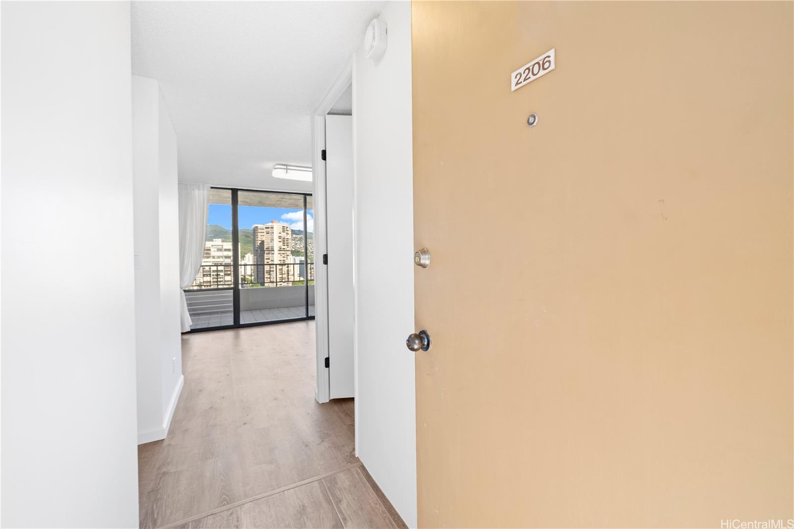 2121 Ala Wai condo # 2206, Honolulu, Hawaii - photo 18 of 24