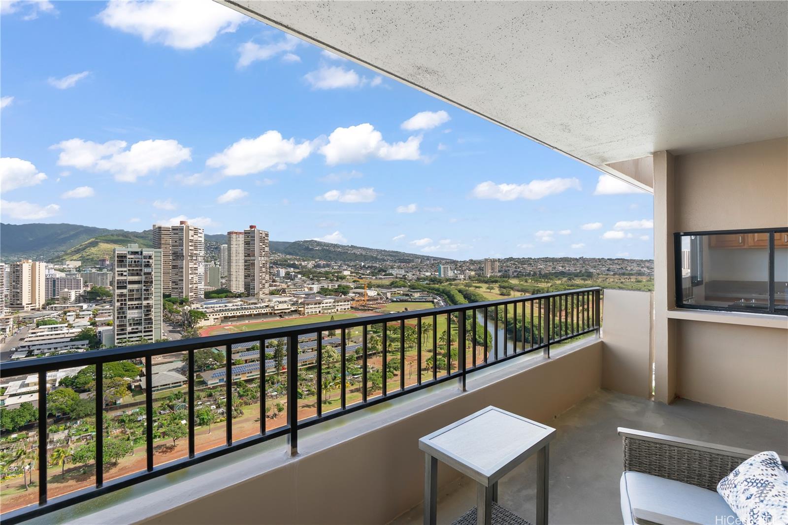 2121 Ala Wai condo # 2303, Honolulu, Hawaii - photo 11 of 20