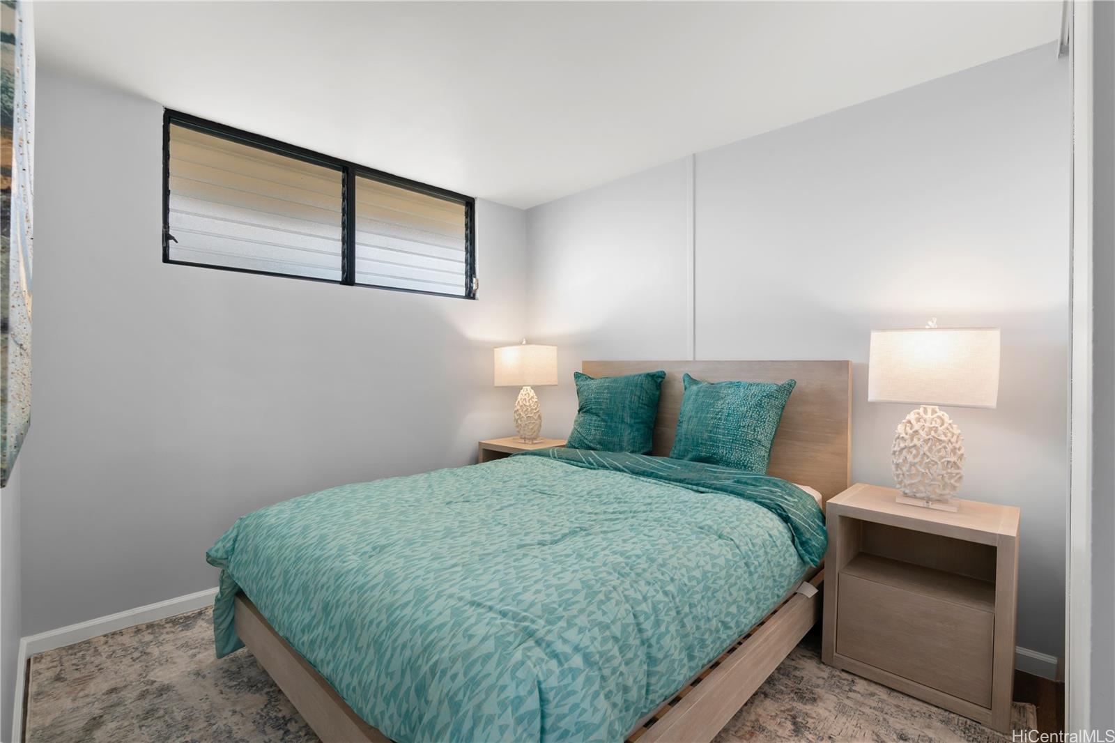 2121 Ala Wai condo # 2303, Honolulu, Hawaii - photo 15 of 20