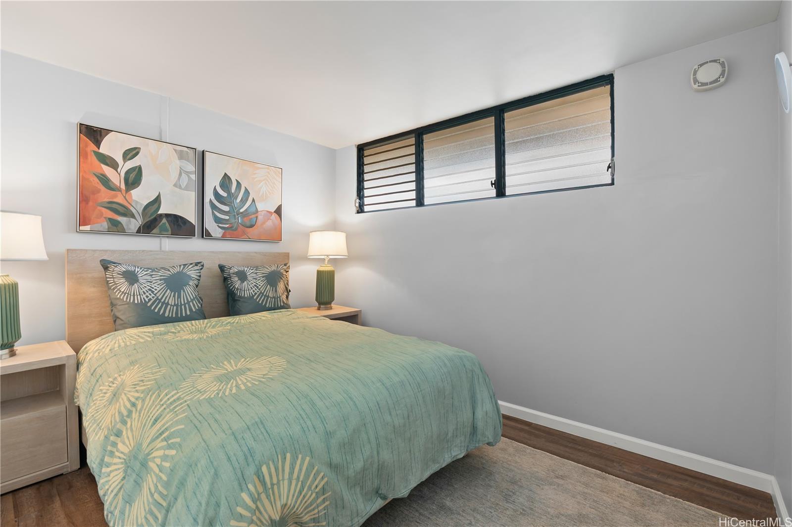 2121 Ala Wai condo # 2303, Honolulu, Hawaii - photo 16 of 20