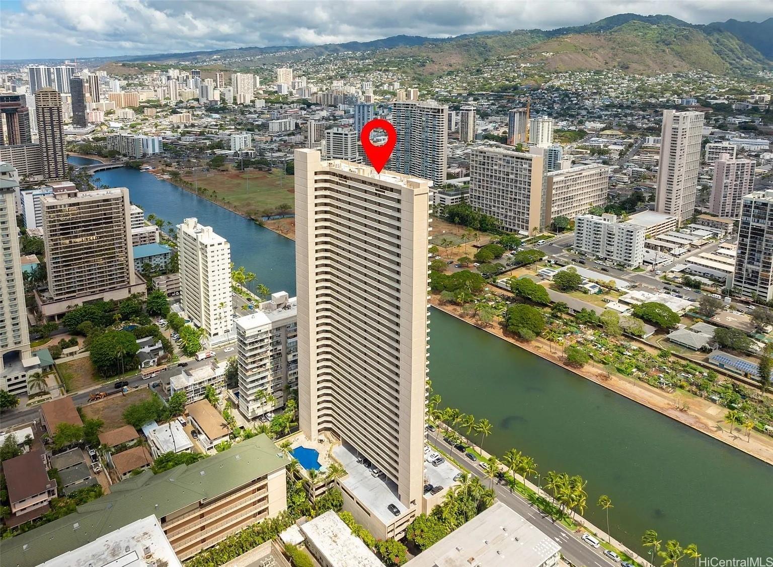 2121 Ala Wai condo # 2505, Honolulu, Hawaii - photo 11 of 25