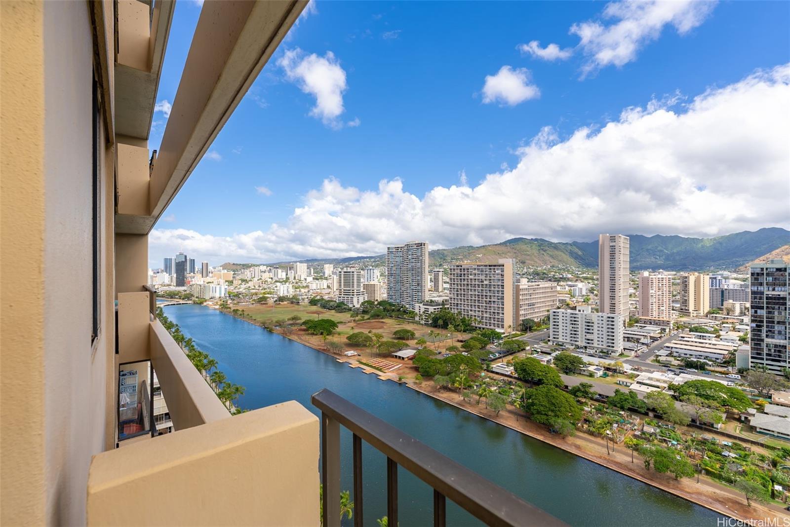 2121 Ala Wai condo # 2506, Honolulu, Hawaii - photo 19 of 25