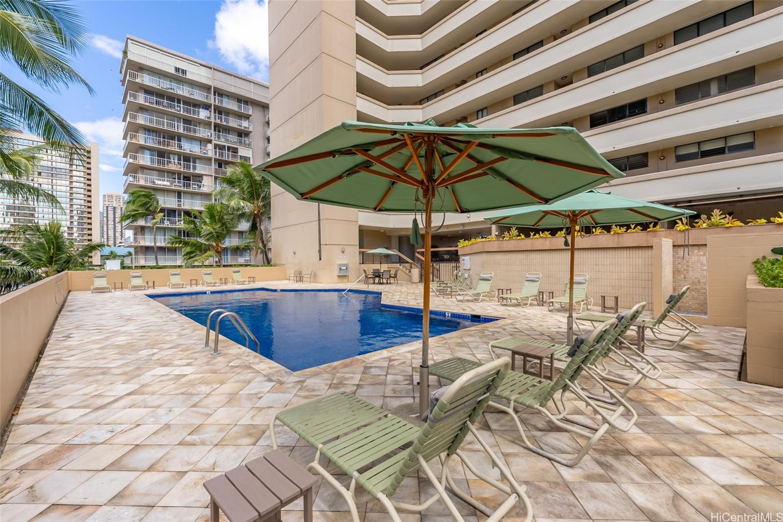 2121 Ala Wai condo # 2506, Honolulu, Hawaii - photo 22 of 25