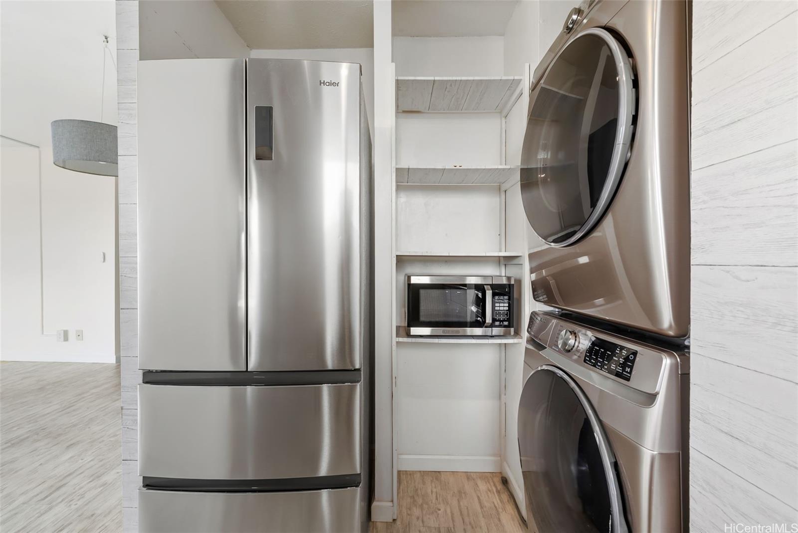 2121 Ala Wai condo # 2506, Honolulu, Hawaii - photo 10 of 25