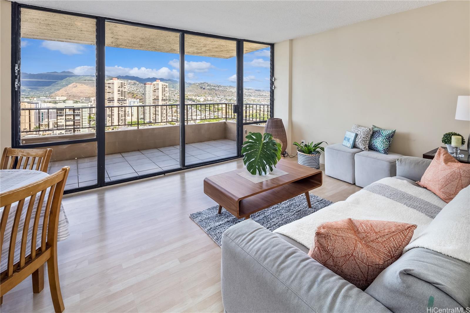 2121 Ala Wai condos for sale in Waikiki Oahu