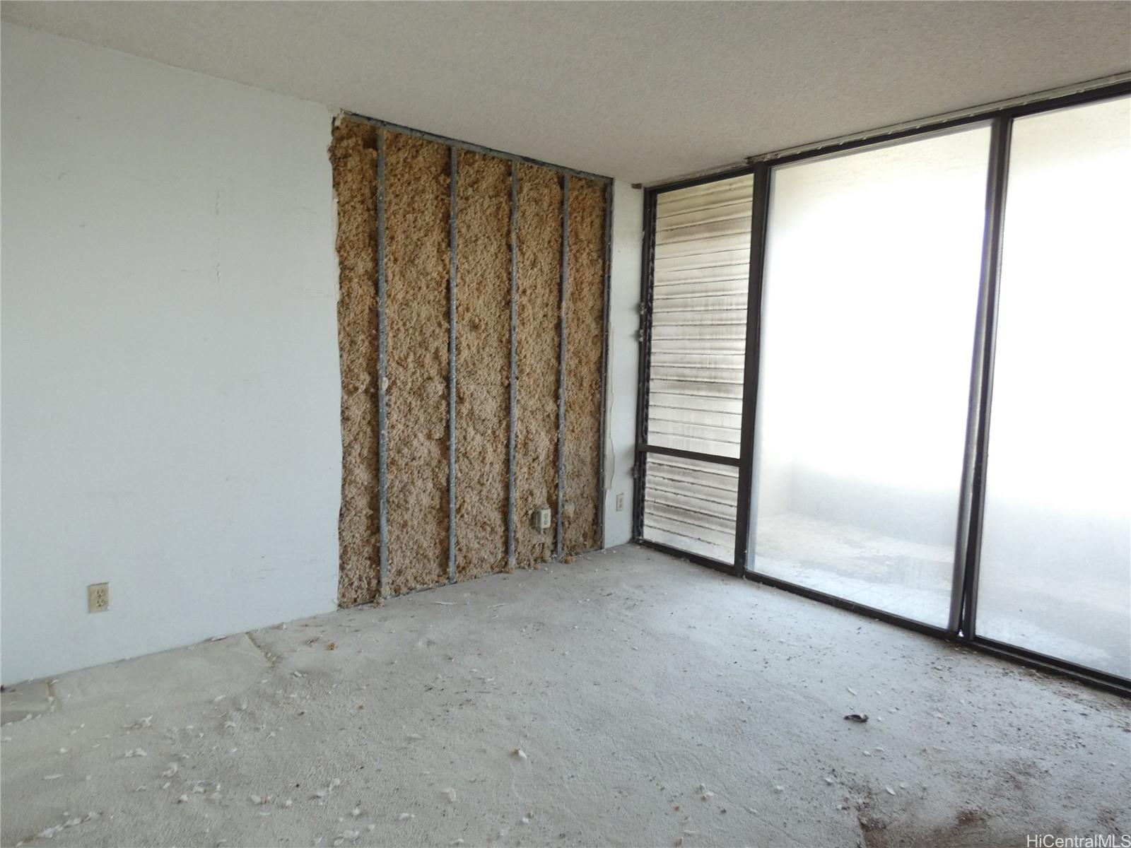 2121 Ala Wai condo # 3203, Honolulu, Hawaii - photo 6 of 9