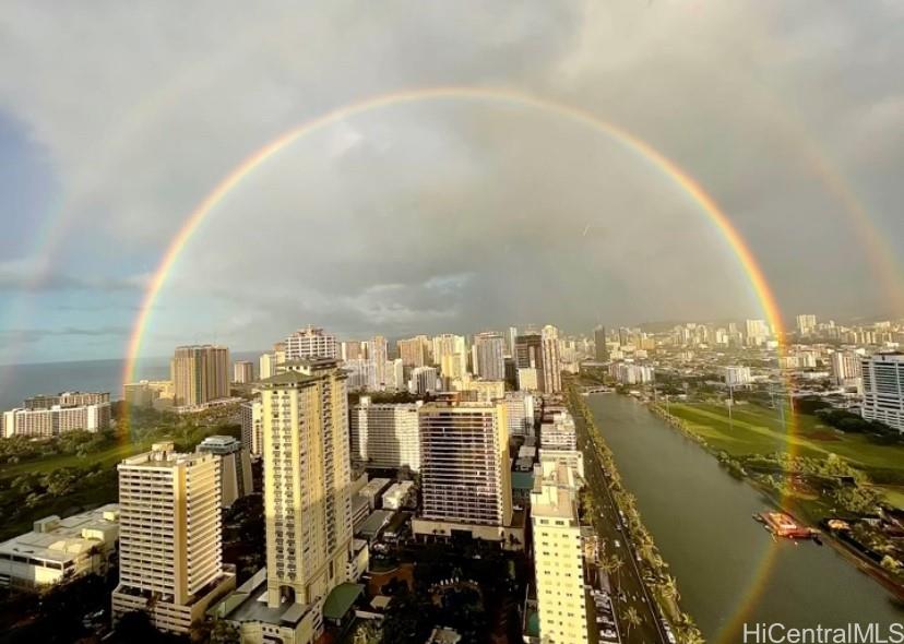 2121 Ala Wai Blvd Honolulu - Rental - photo 25 of 25