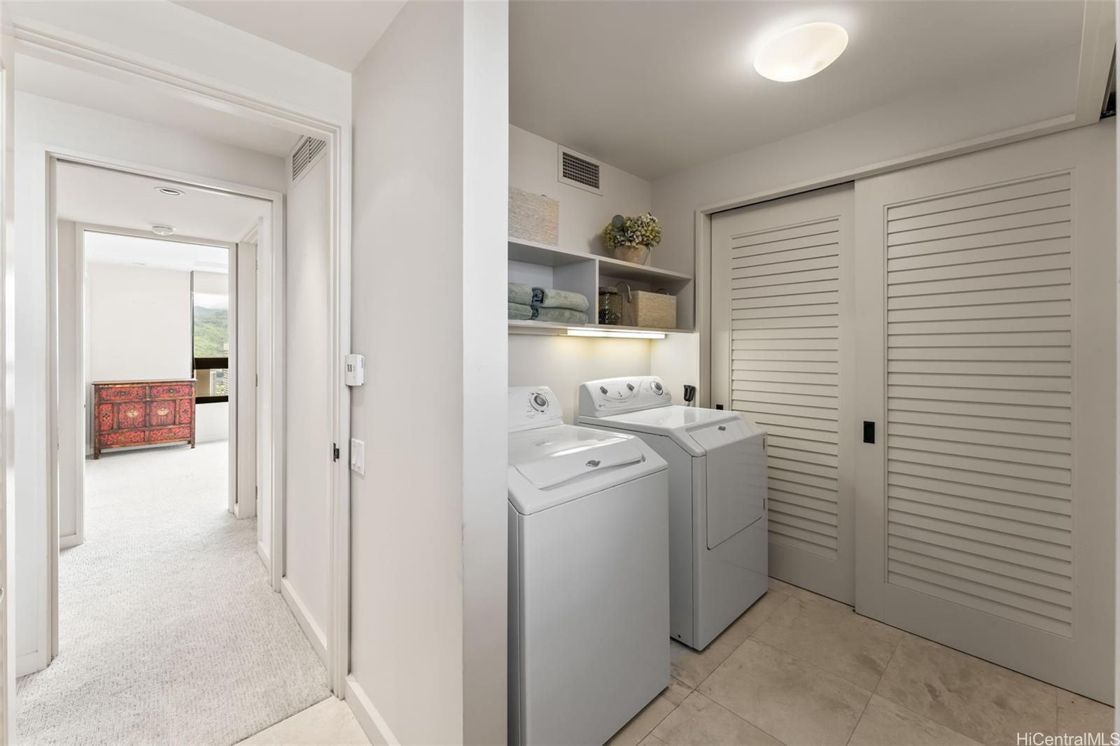 2121 Ala Wai condo # PH-1, Honolulu, Hawaii - photo 19 of 25