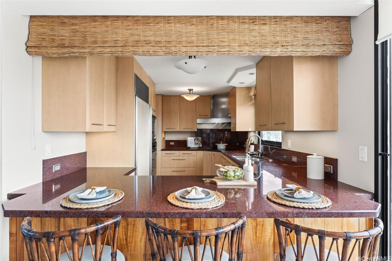 2121 Ala Wai condo # PH-1, Honolulu, Hawaii - photo 8 of 25