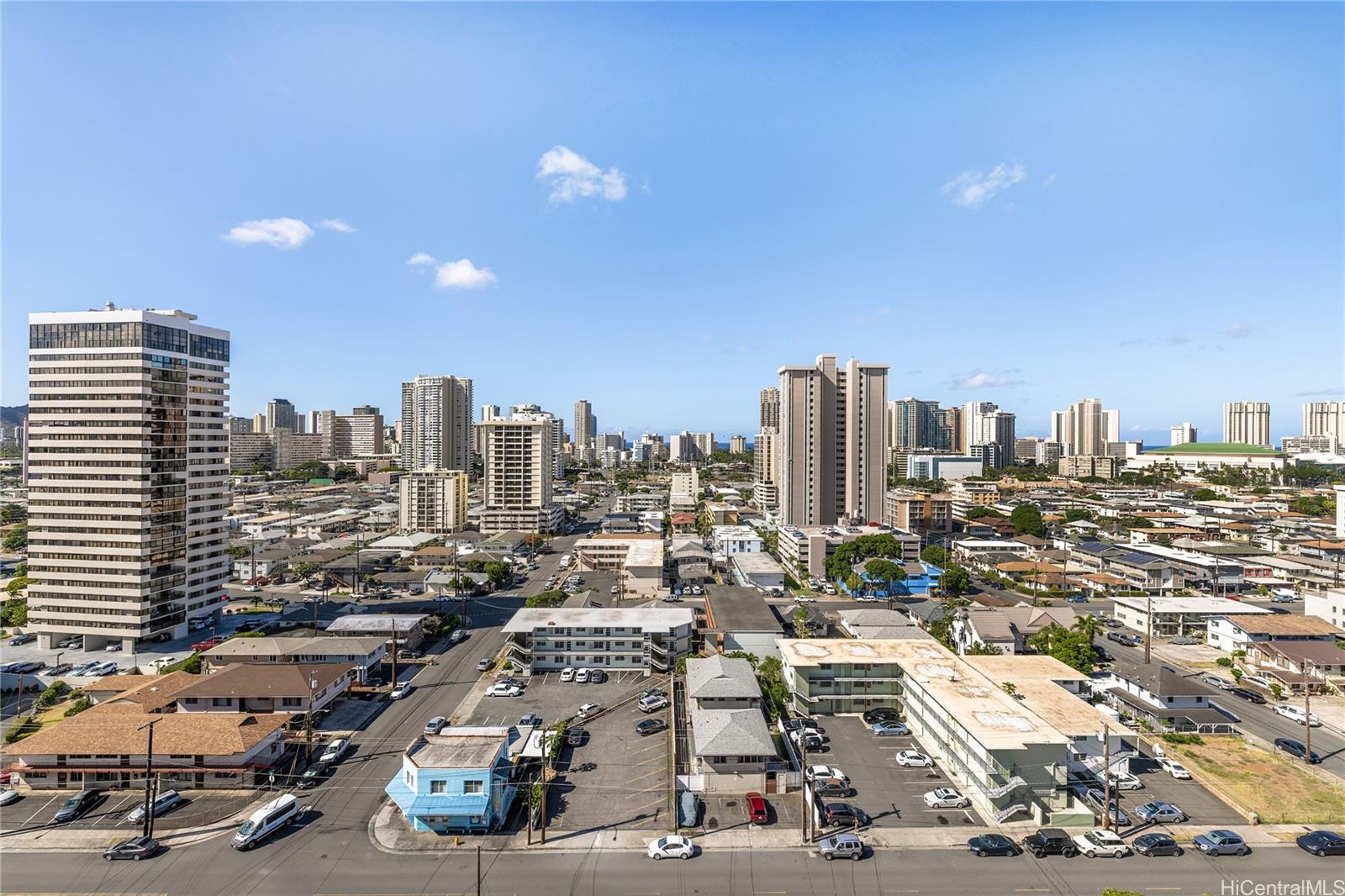 MCCULLY VILLA condo # 1606, Honolulu, Hawaii - photo 10 of 11