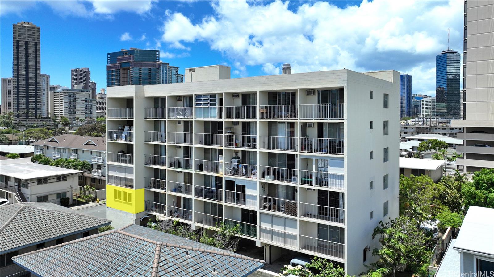 Hale Hoaloha condo # 307, Honolulu, Hawaii - photo 15 of 16